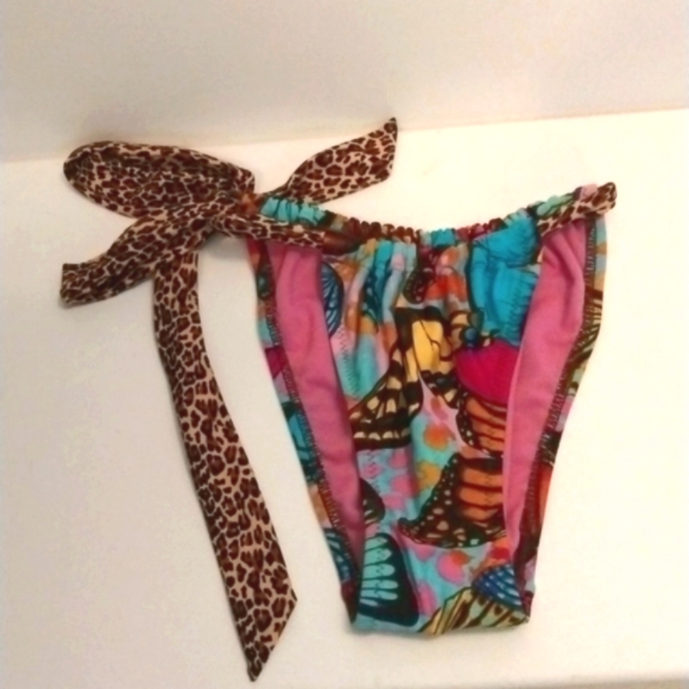 Cheetah/Butterfly Bathing Suit Bottoms